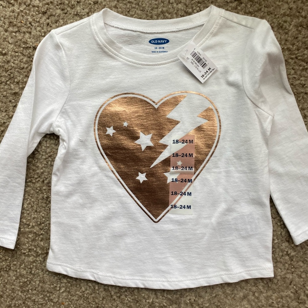 Old navy tee